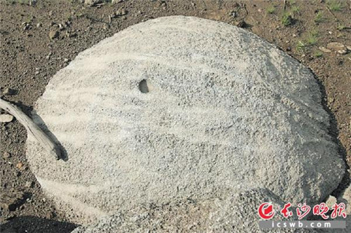 长沙：亿年的冰川遗迹，邂逅十万亩杜鹃花海