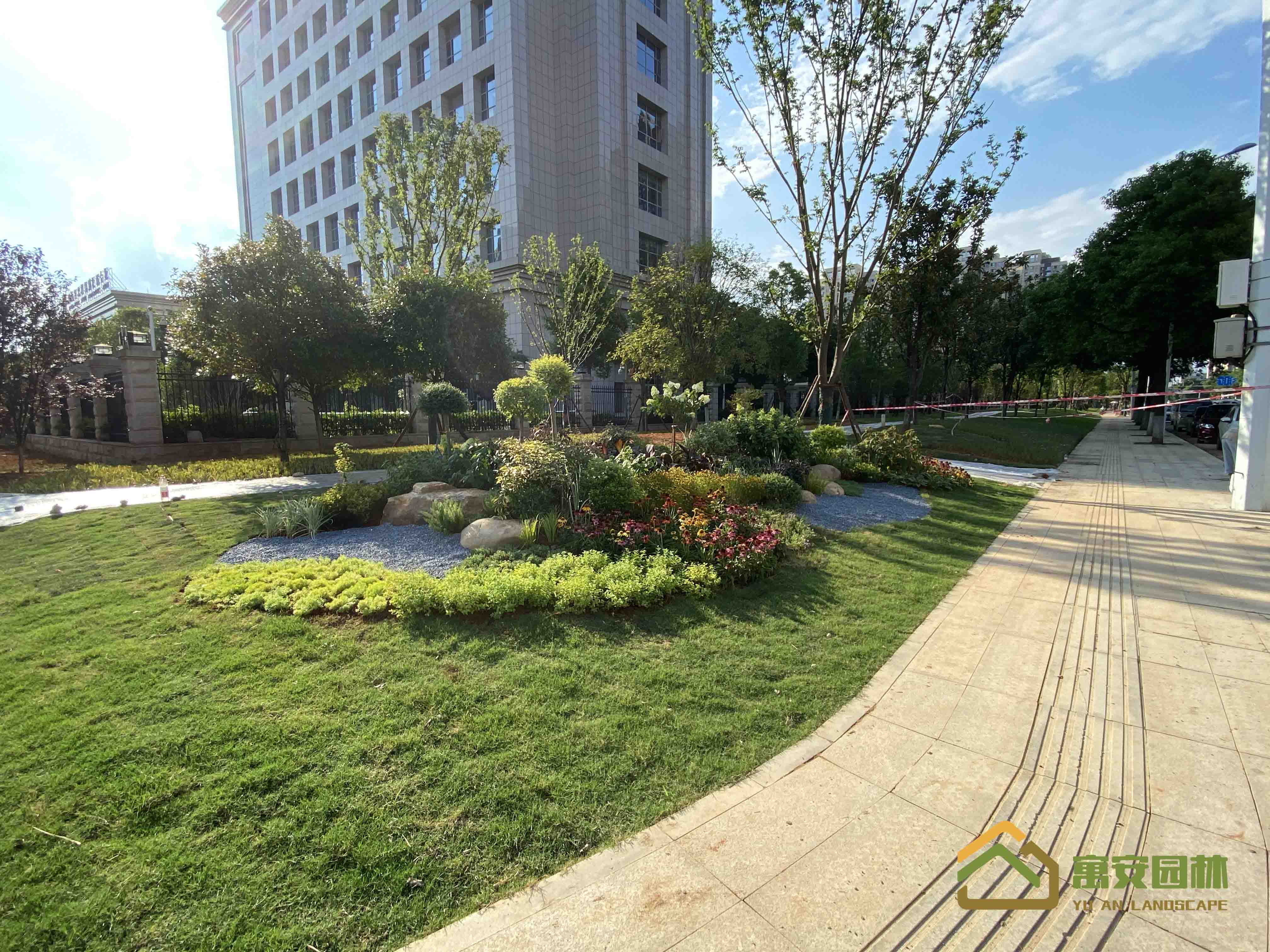 重庆龙湖揽镜500平方花镜花园（完工）|空间|景观设计|合庭院梦景观 - 原创作品 - 站酷 (ZCOOL)